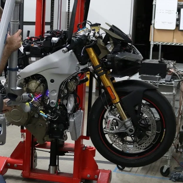 3D laser scanning a Ducati V4