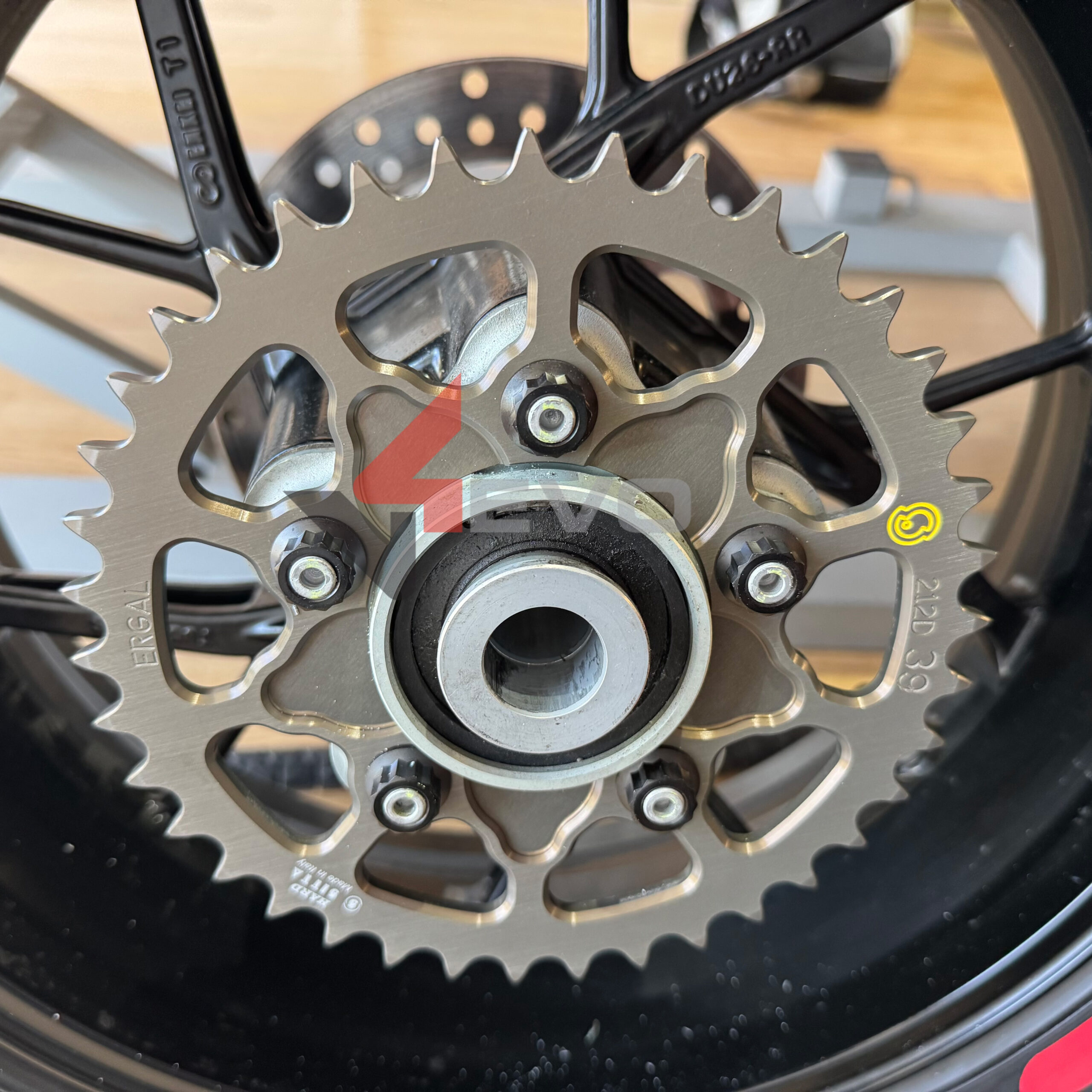 Rear Sproket Ti Nuts - Panigale / StreetFighter MY25