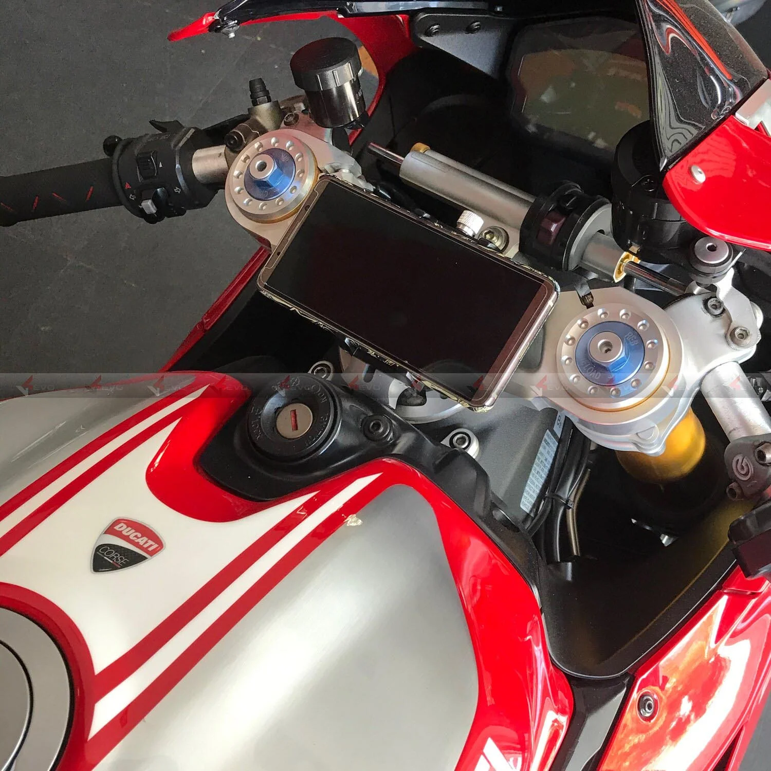 Ducati Panigale Steering Triple Clamp Phone Mount