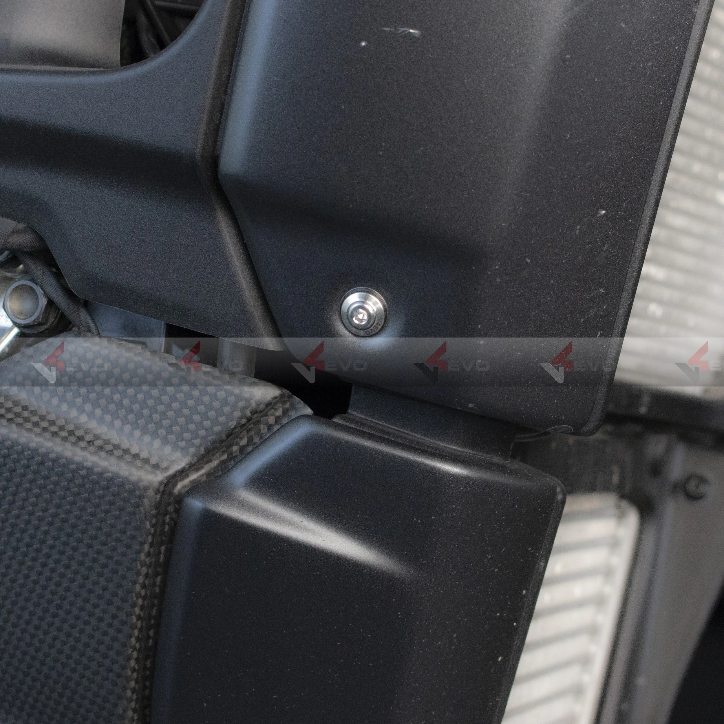 Radiator Covers Screws - Streetfighter V4