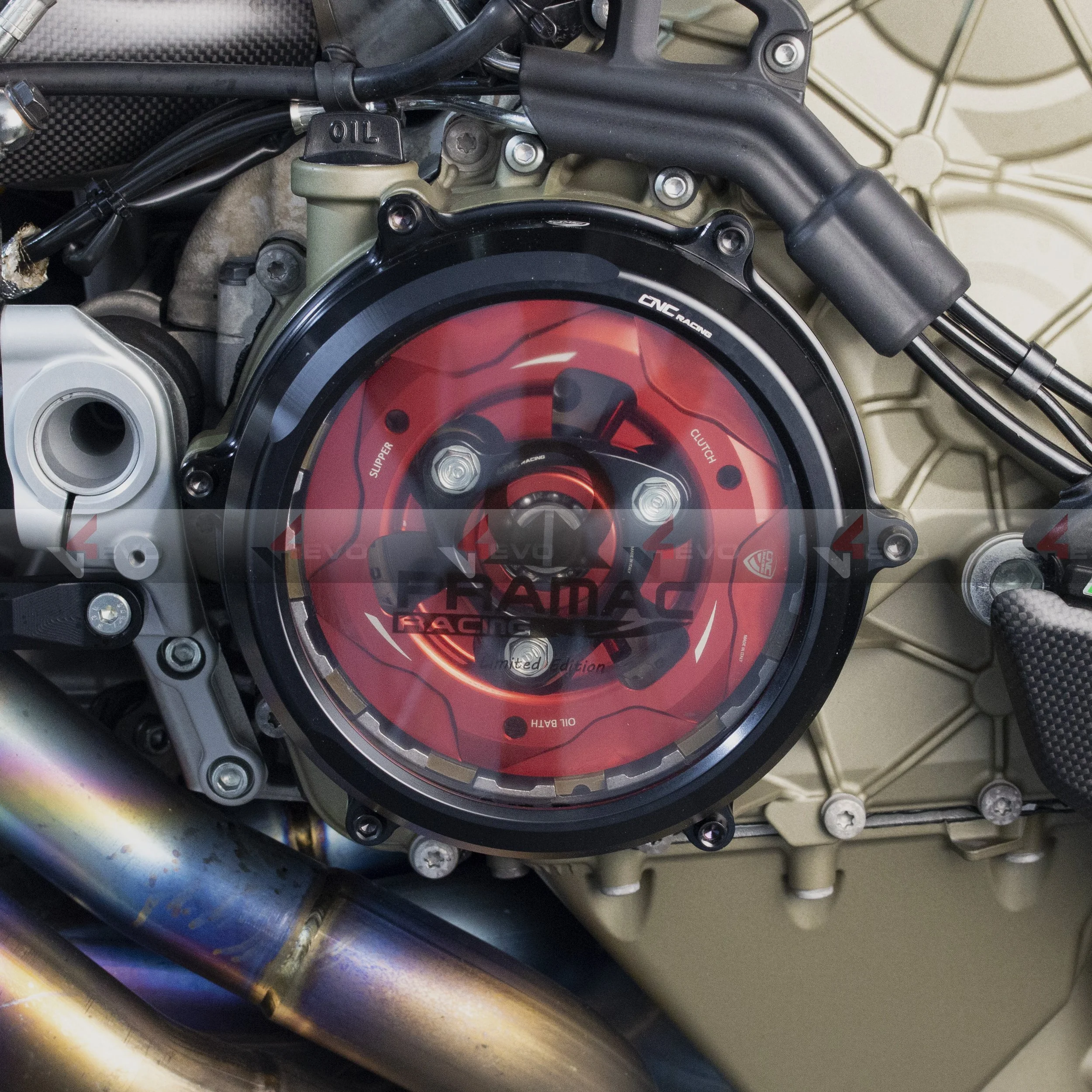 Titanium Screws Clutch Cover - Panigale V4/v2