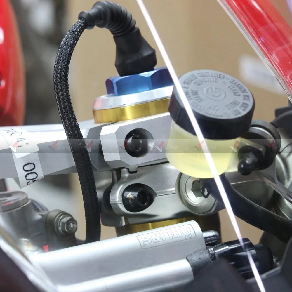 Titanium Screws M8x25mm Uper Triple Clamp / Clip Ons Clamps - Panigale V4/v2 / Streetfighter  V4